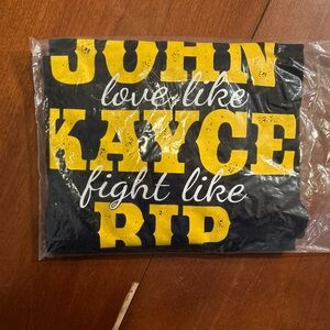 Yellowstone T-shirt in XL size for women